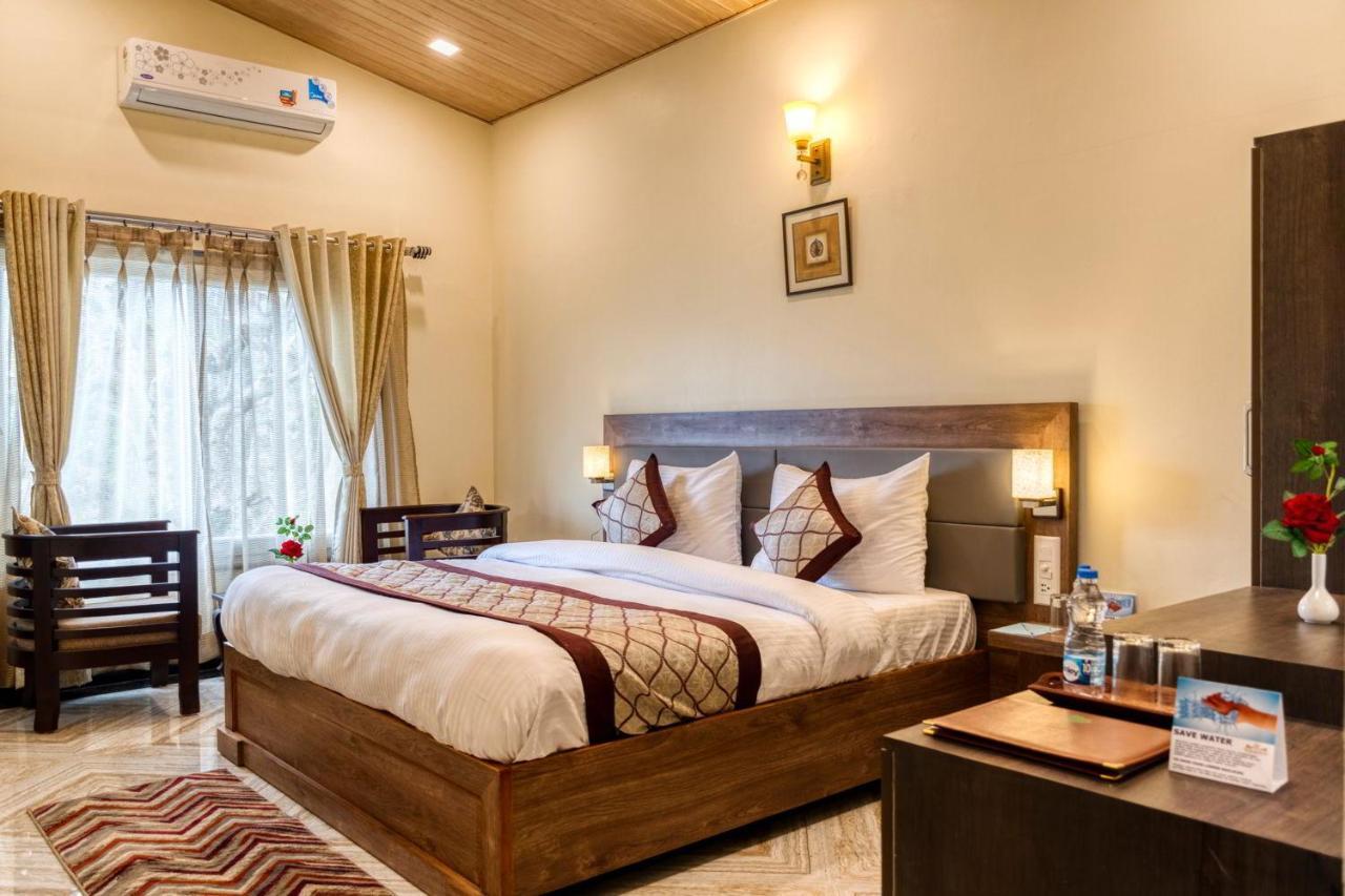 The Walnut Creek Hotel Bhīm Tāl Eksteriør billede