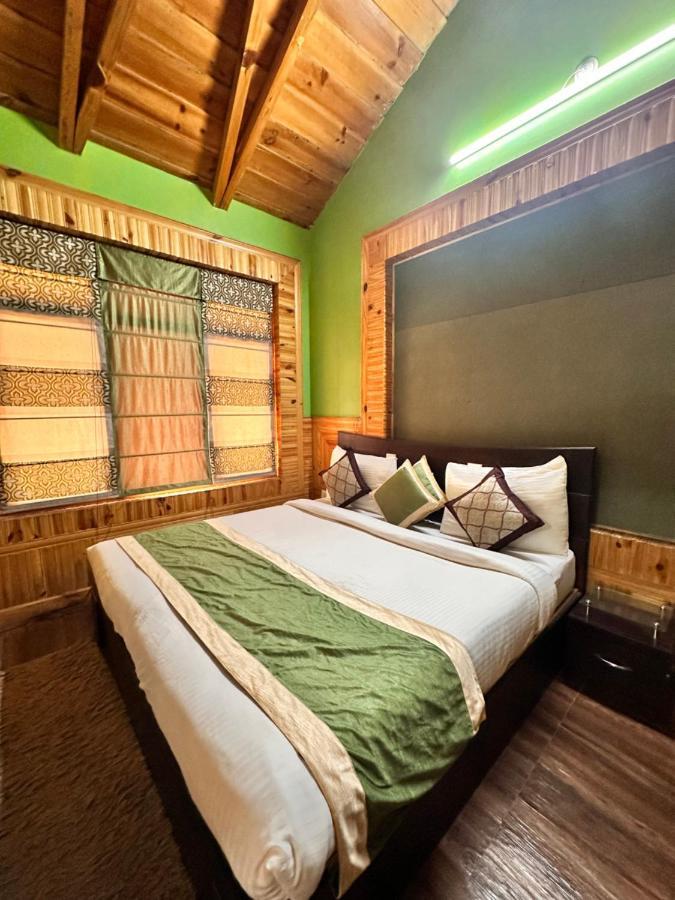 The Walnut Creek Hotel Bhīm Tāl Eksteriør billede